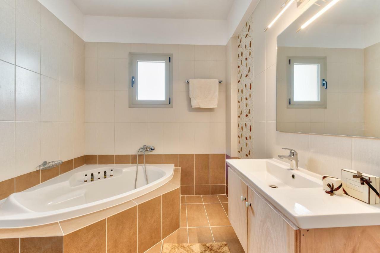 Villa Penelope Kalpaki  Екстериор снимка